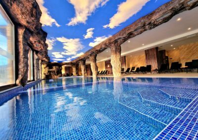 Изработка на басейн